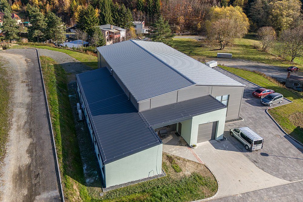 Montovaná skladová hala s rozlohou 558 m² – Senetářov (pri Blansku)